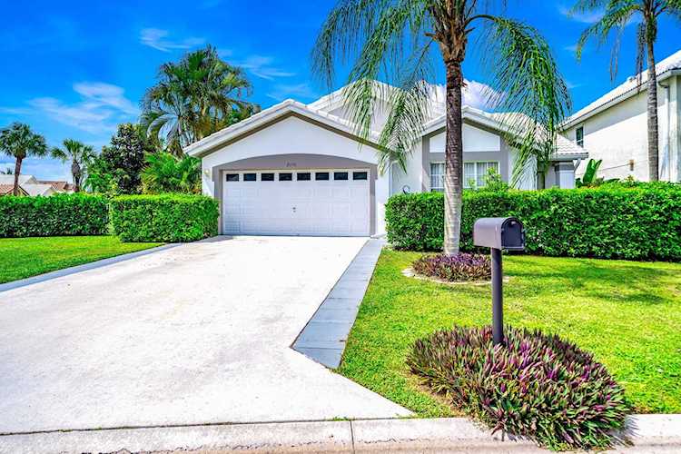 2690 Linkside Drive Wellington, FL 33414