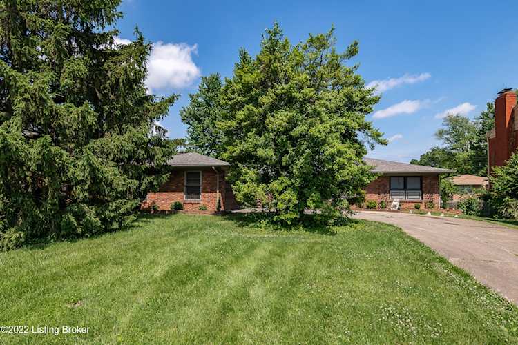1917 Decatur Dr Louisville, KY 40218