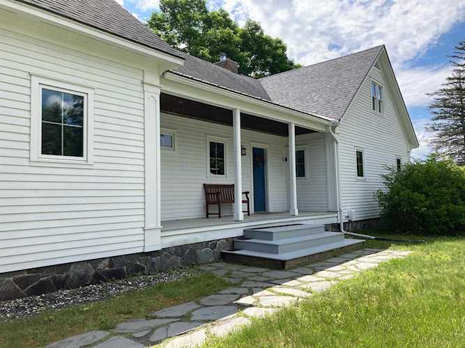 9 West Main St Hyde Park, VT 05655