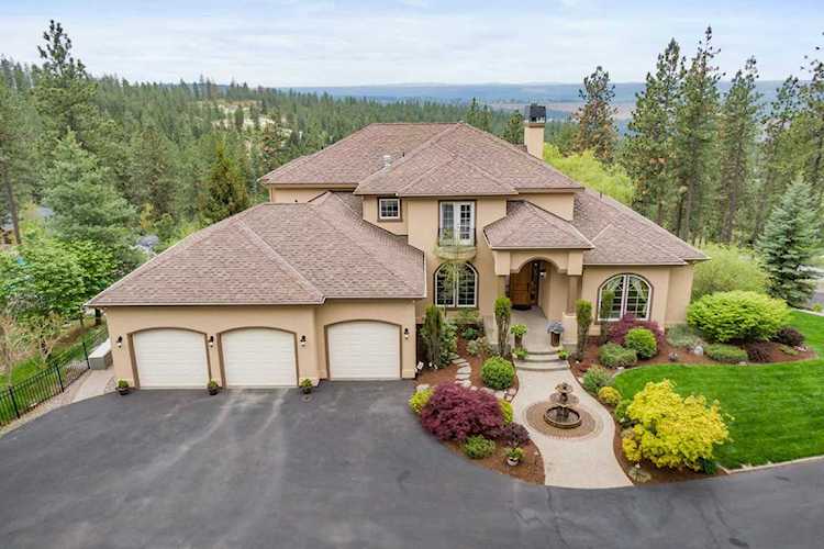 4622 W Country Hills Ln Spokane, WA 99208