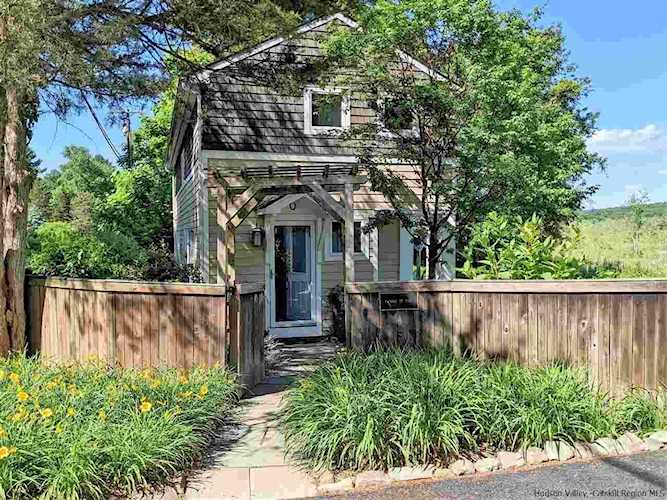 255 Plutarch Rd Highland, NY 12528