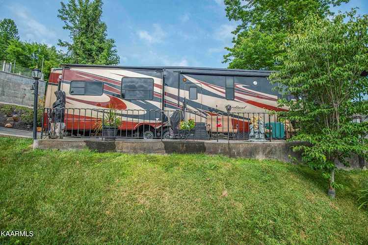 8450 Tn Hwy- 73 Townsend, TN 37882