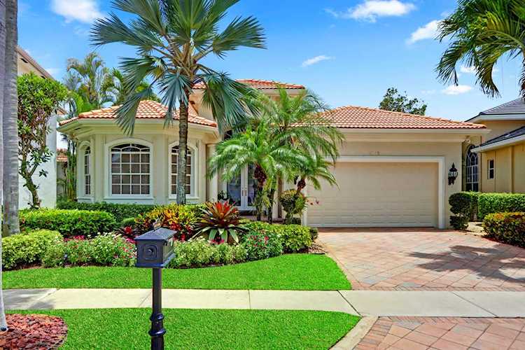 4148 NW Briarcliff Circle Boca Raton, FL 33496