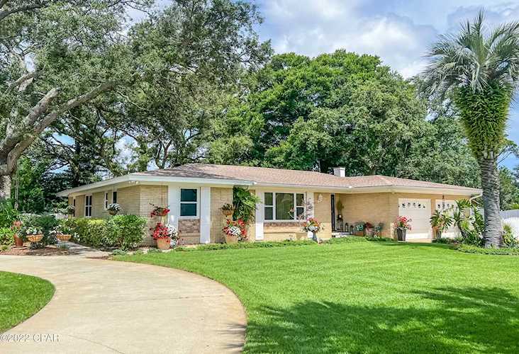 Woodlawn Unit 2 listing for sale, located in Panama City Beach, FL. Photo 1