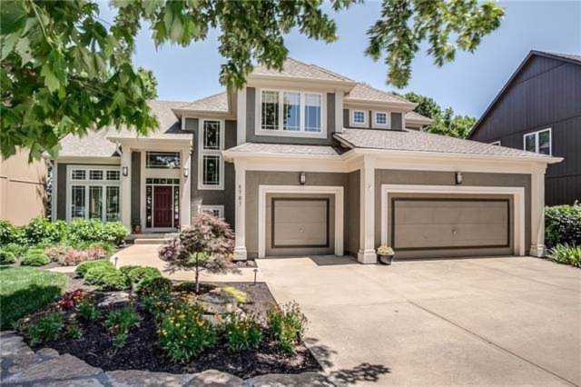 6707 Meadowlark Ln Shawnee, KS 66226