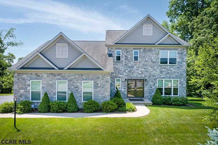 1372 Sconsett Way State College, PA 16803