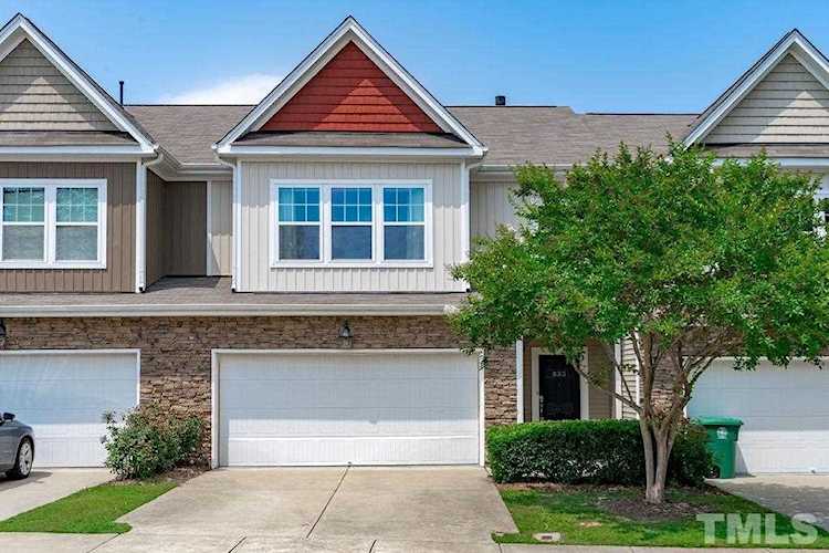 833 Davidson Point Road Cary, NC 27513