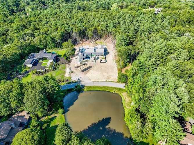 69 Scotch Pine Rd Weston, MA 02493