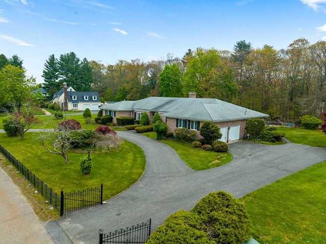 Weston Estates Wayland, 142 Buckskin Drive, MA, home for sale Photo 1