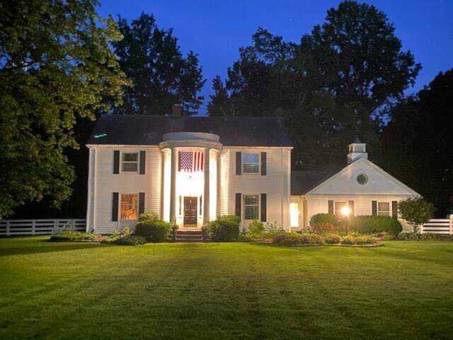 1429 Granville Road Newark, OH 43055