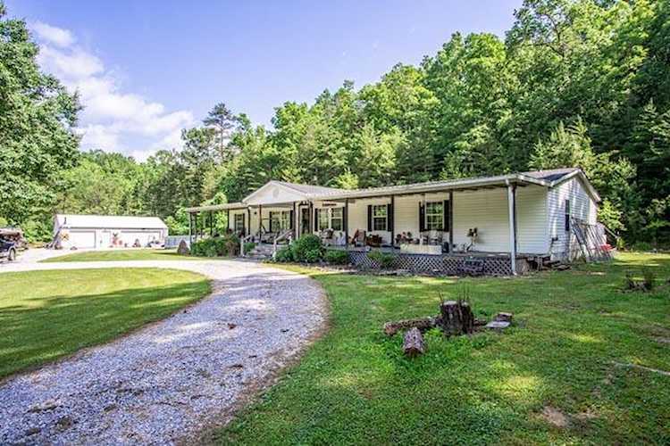 500 Gross Ln Manchester, KY 40962 | MLS 22012833 Photo 1