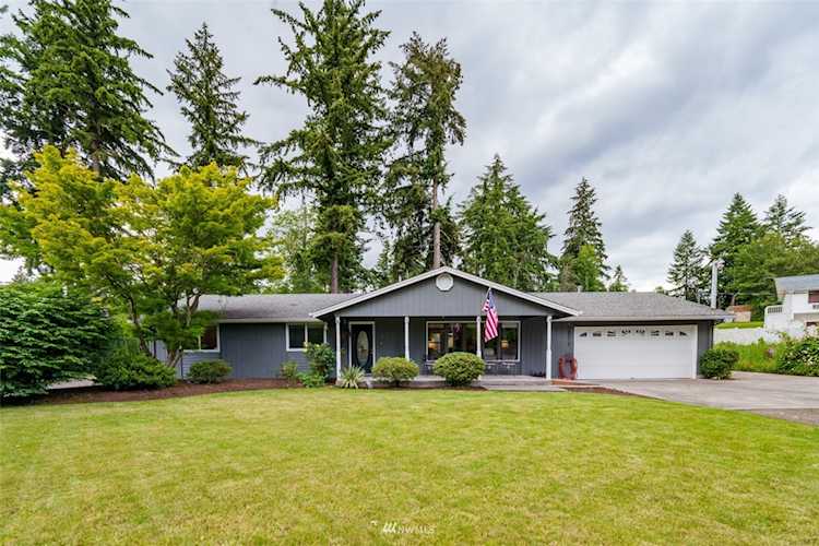 18019 17th St E Lake Tapps, WA 98391