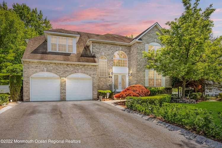 107 Serpentine Dr Morganville, NJ 07751 | MLS 22218697 Photo 1