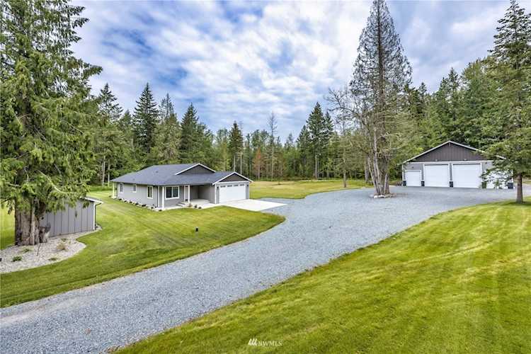 41719 Mountain Hwy E Eatonville, WA 98328