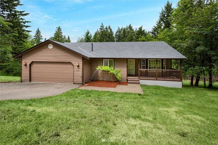 3221 163rd Avenue Ct E Lake Tapps, WA 98391