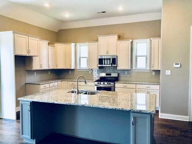 505 Marrietta Dr Oakland, TN 38060 | MLS 10126601 Photo 1