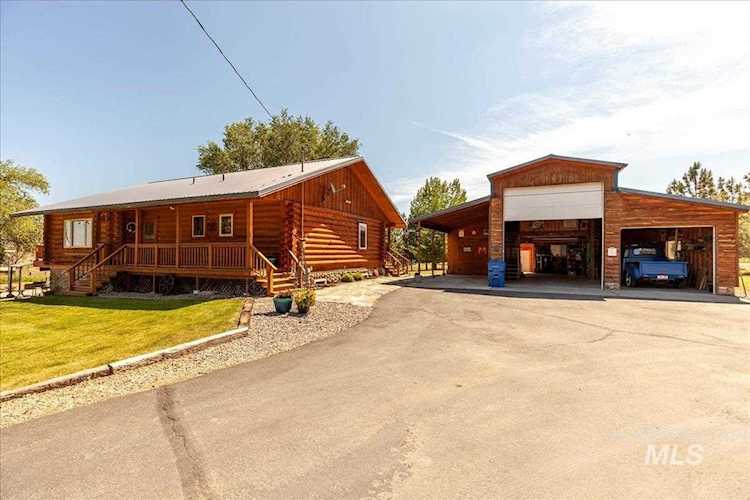 1764 Glenway Ave Fruitland, ID 83619