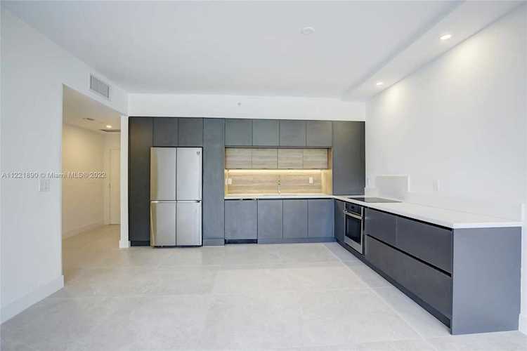 151 Crandon Blvd #220 Key Biscayne, FL 33149