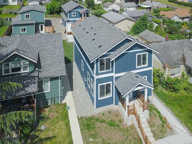 4514 E C St Tacoma, WA 98404