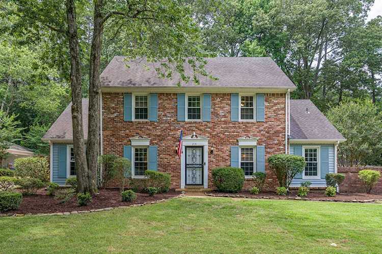 2151 New Meadow Dr Germantown, TN 38139