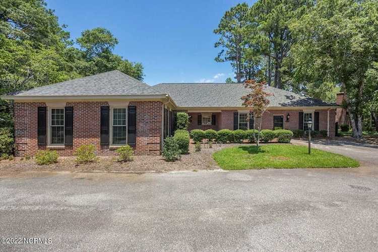1903 Legare Court Wilmington, NC 28403