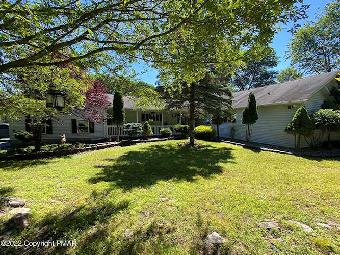 11 Milton Way Albrightsville, PA 18210