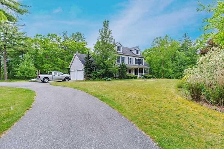 21 Beach Street Middleboro, MA 02346 | MLS 72991986 Photo 1