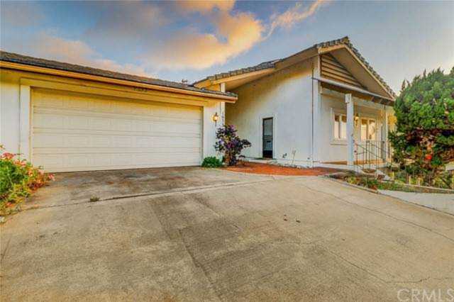 1633 Via La Plaza San Marcos, CA 92078