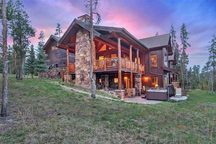 712 Highfield Trl Breckenridge, CO 80424