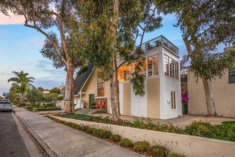 200 A Ave Coronado, CA 92118