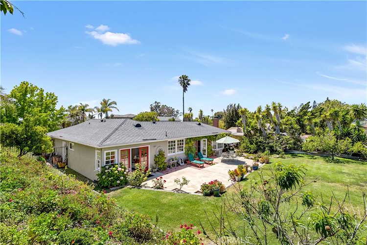 2964 Mountain View Dr Laguna Beach, CA 92651