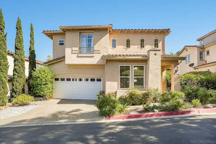 8144 Gilman Court La Jolla, CA 92037