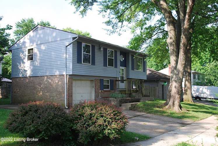 9510 Chadbourn Ct Louisville, KY 40223