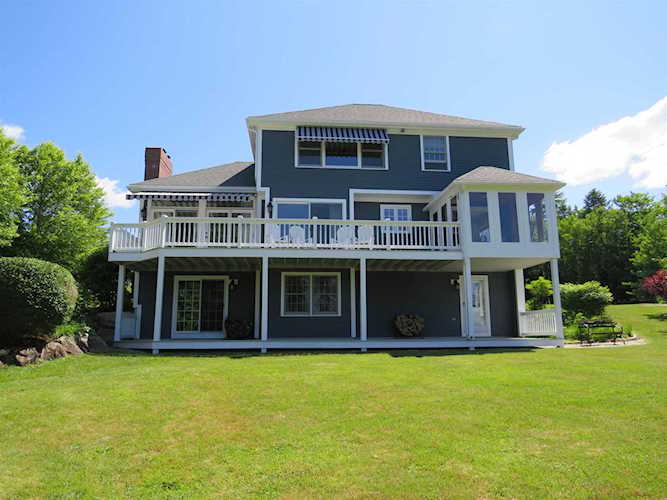 14 Iroquois Ln Bridgewater, NH 03222