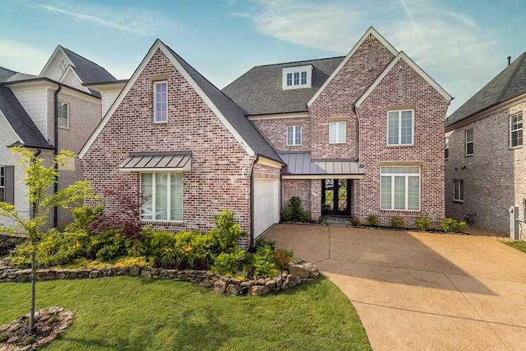 611 Covington Walk Dr Collierville, TN 38017