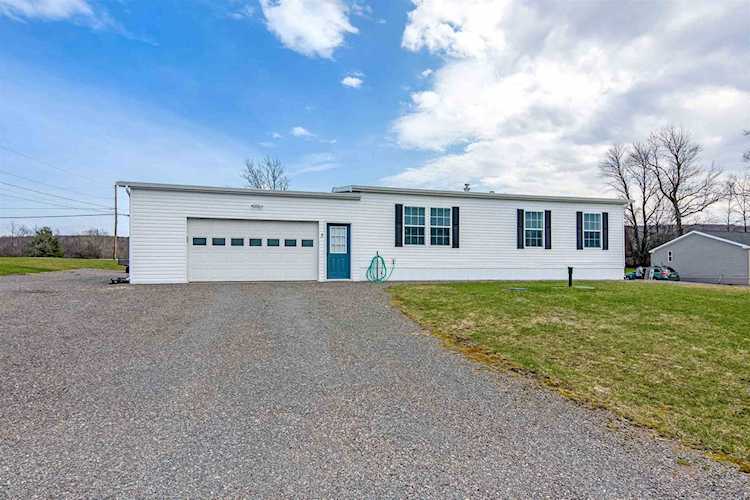 3 Ruths Dr Swanton, VT 05488 | MLS 4907430 Photo 1