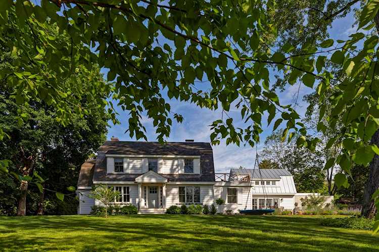 21 Rope Ferry Rd Hanover, NH 03755
