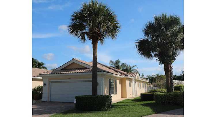 8263 Cozumel Lane Wellington, FL 33414