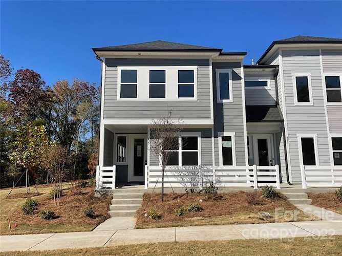 427 Vinroot Alley Charlotte, NC 28217