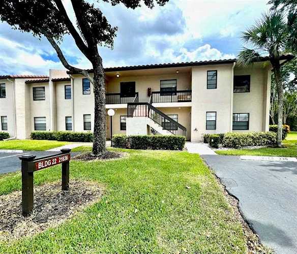 21636 Juego Circle #22f Boca Raton, FL 33433