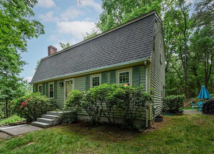 5 Cresson Ave Norfolk, MA 02056