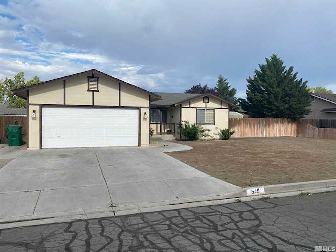 545 Aspen Way Fernley, NV 89408-8582