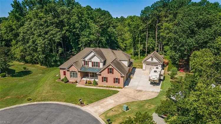 310 Marsh View Ct Carrollton, VA 23314