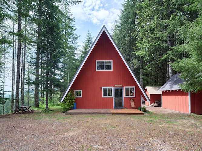 2 Wilderness Dr Cougar, WA 98616
