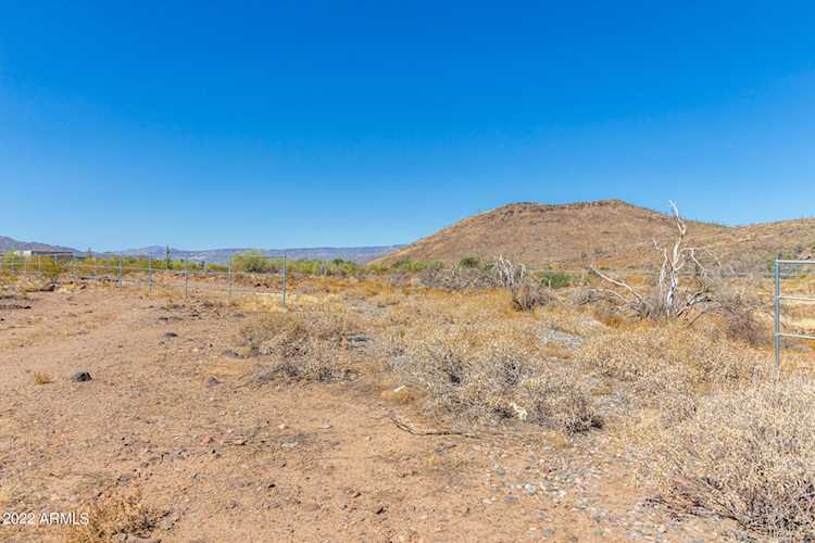 2812 W Cloud Road #LOT 4 Phoenix, AZ 85086