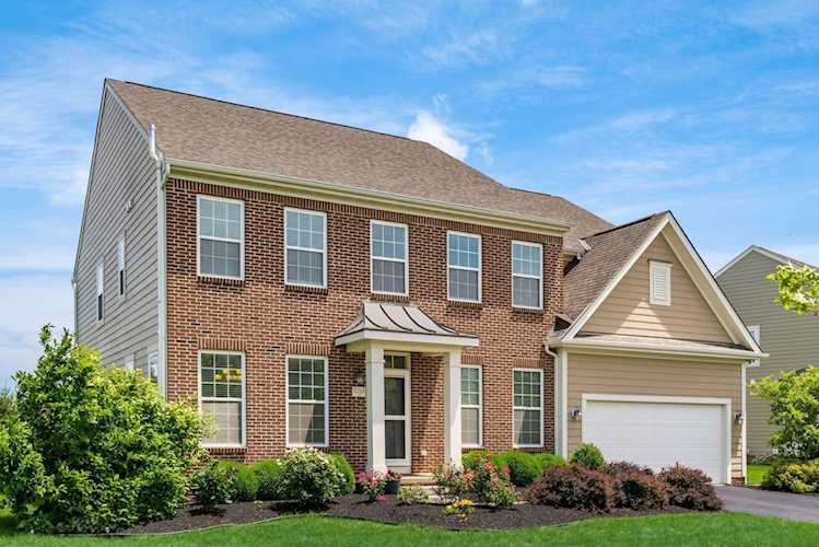 1054 Carriage Valley Drive Powell, OH 43065