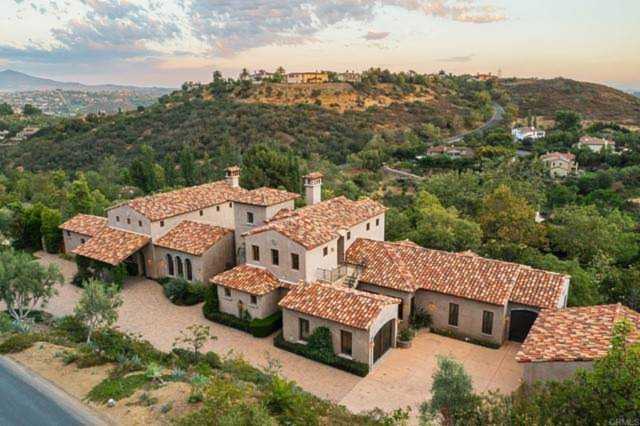 7240 Camino De Arriba Rancho Santa Fe, CA 92067