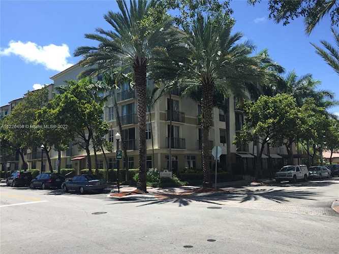 1900 Van Buren St #217B Hollywood, FL 33020