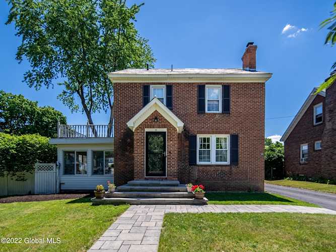 39 Van Buren St Albany, NY 12206
