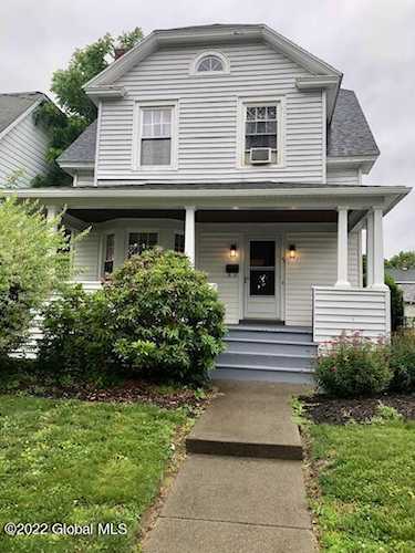 43 Glendale Ave Albany, NY 12208